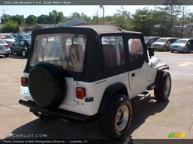 Bright White / Beige 1992 Jeep Wrangler S 4x4