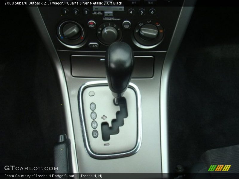 Quartz Silver Metallic / Off Black 2008 Subaru Outback 2.5i Wagon