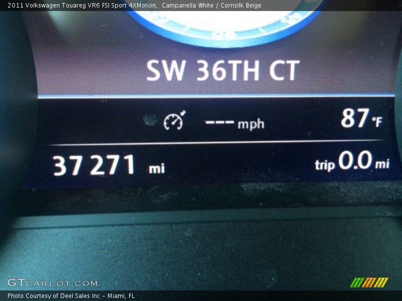 Campanella White / Cornsilk Beige 2011 Volkswagen Touareg VR6 FSI Sport 4XMotion