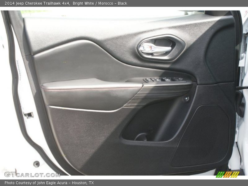 Bright White / Morocco - Black 2014 Jeep Cherokee Trailhawk 4x4
