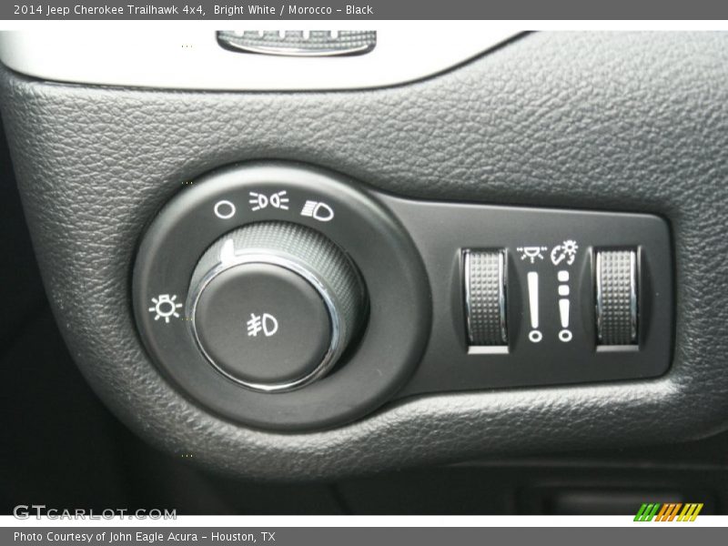 Bright White / Morocco - Black 2014 Jeep Cherokee Trailhawk 4x4