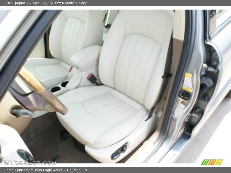 Quartz Metallic / Ivory 2005 Jaguar X-Type 3.0