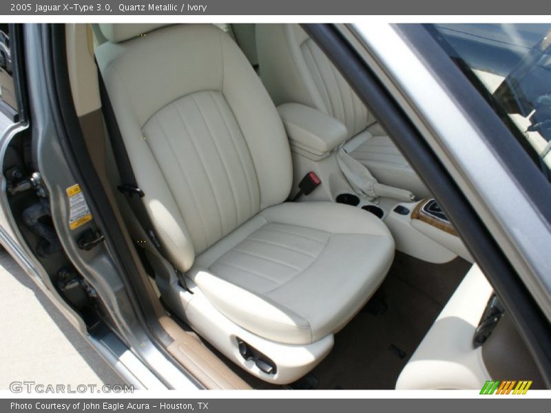 Quartz Metallic / Ivory 2005 Jaguar X-Type 3.0