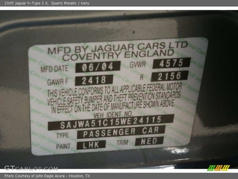 Quartz Metallic / Ivory 2005 Jaguar X-Type 3.0