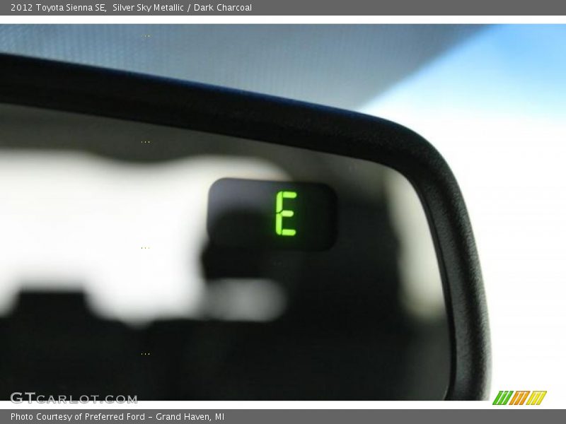 Silver Sky Metallic / Dark Charcoal 2012 Toyota Sienna SE