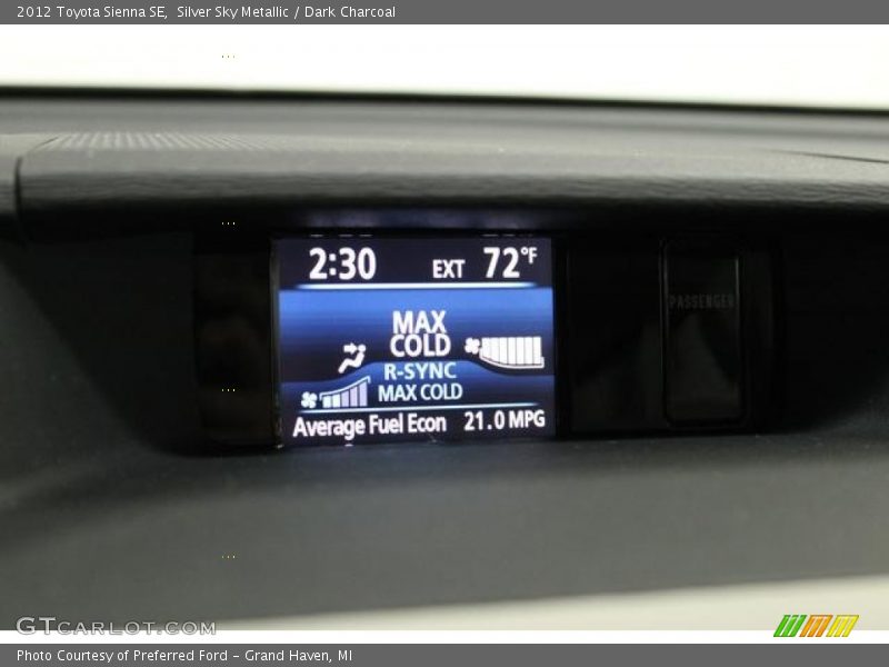 Silver Sky Metallic / Dark Charcoal 2012 Toyota Sienna SE