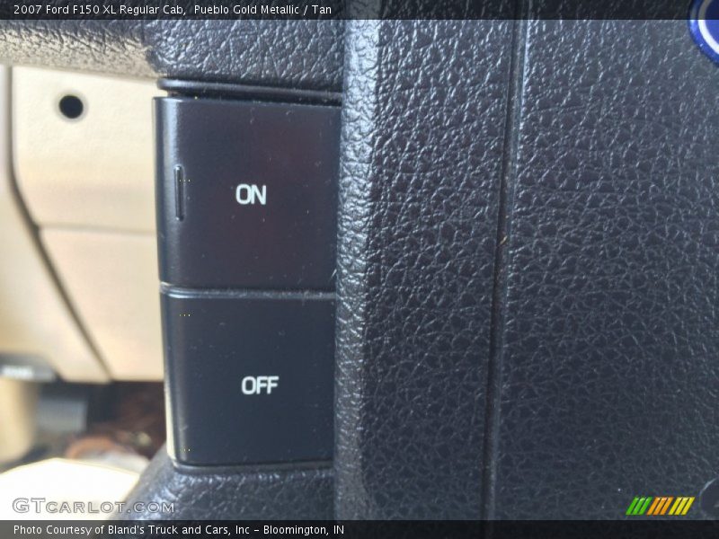 Pueblo Gold Metallic / Tan 2007 Ford F150 XL Regular Cab