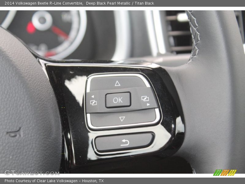 Controls of 2014 Beetle R-Line Convertible
