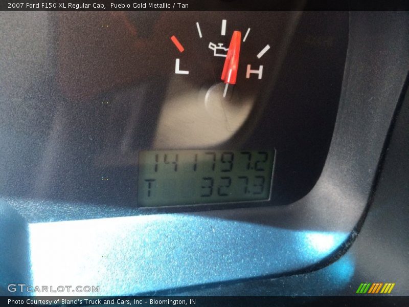 Pueblo Gold Metallic / Tan 2007 Ford F150 XL Regular Cab