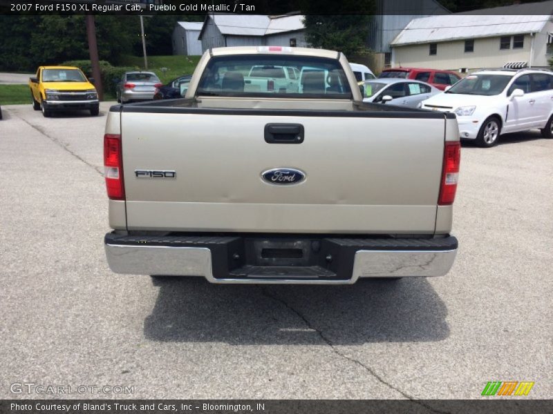 Pueblo Gold Metallic / Tan 2007 Ford F150 XL Regular Cab