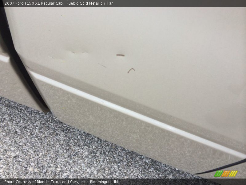 Pueblo Gold Metallic / Tan 2007 Ford F150 XL Regular Cab