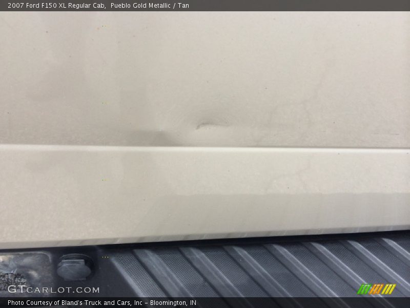 Pueblo Gold Metallic / Tan 2007 Ford F150 XL Regular Cab