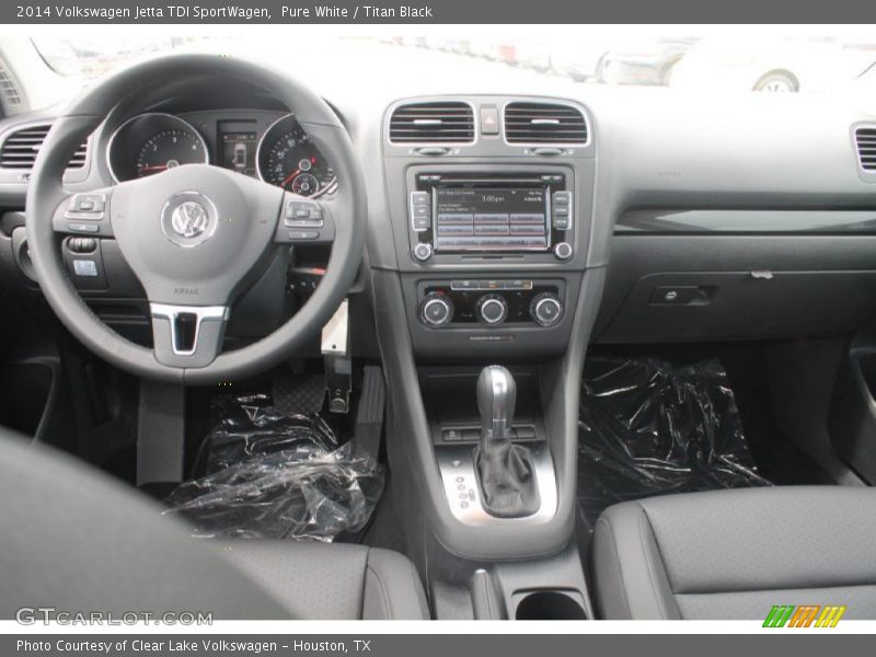 Pure White / Titan Black 2014 Volkswagen Jetta TDI SportWagen