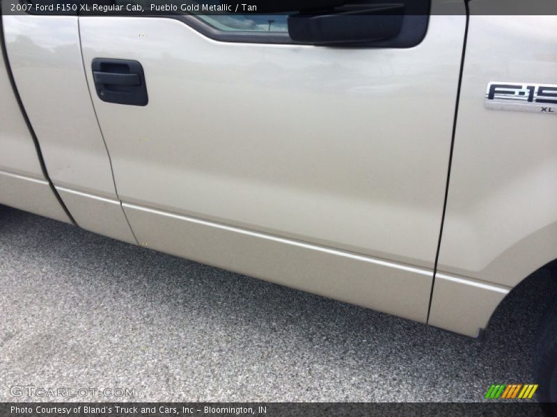 Pueblo Gold Metallic / Tan 2007 Ford F150 XL Regular Cab