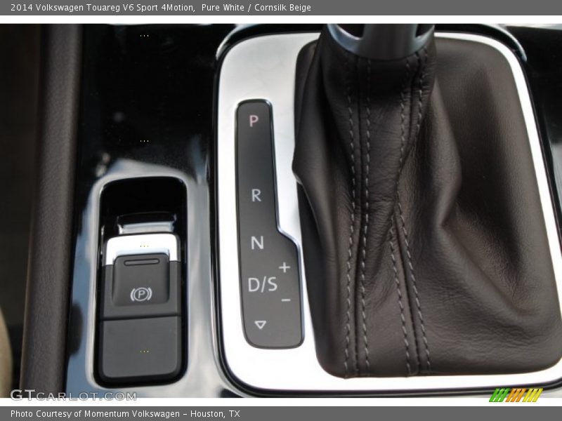 Pure White / Cornsilk Beige 2014 Volkswagen Touareg V6 Sport 4Motion