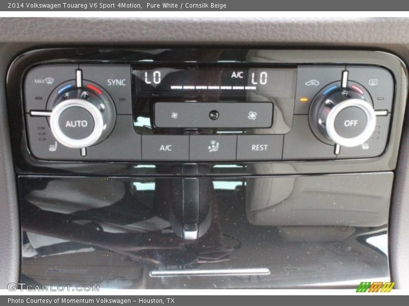 Pure White / Cornsilk Beige 2014 Volkswagen Touareg V6 Sport 4Motion
