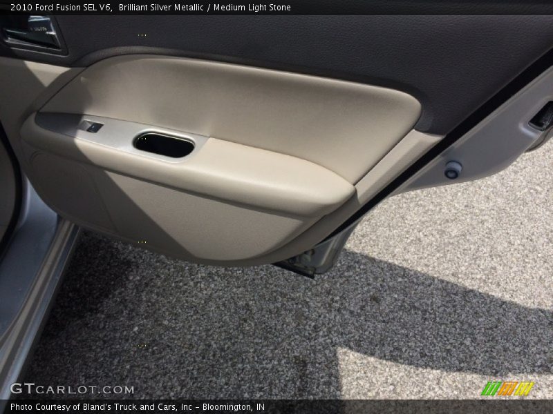 Brilliant Silver Metallic / Medium Light Stone 2010 Ford Fusion SEL V6