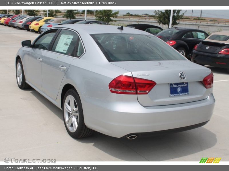 Reflex Silver Metallic / Titan Black 2014 Volkswagen Passat TDI SE