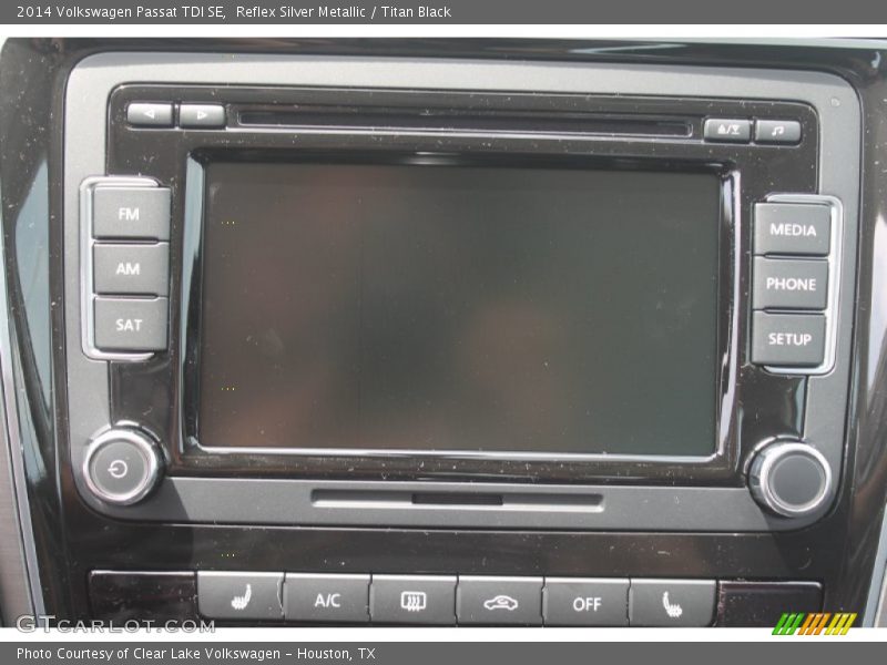 Reflex Silver Metallic / Titan Black 2014 Volkswagen Passat TDI SE