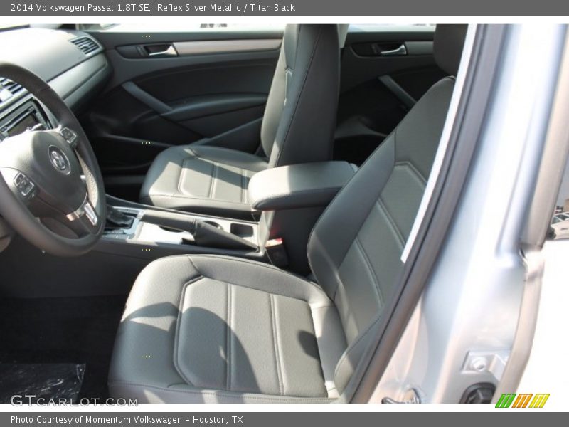 Reflex Silver Metallic / Titan Black 2014 Volkswagen Passat 1.8T SE