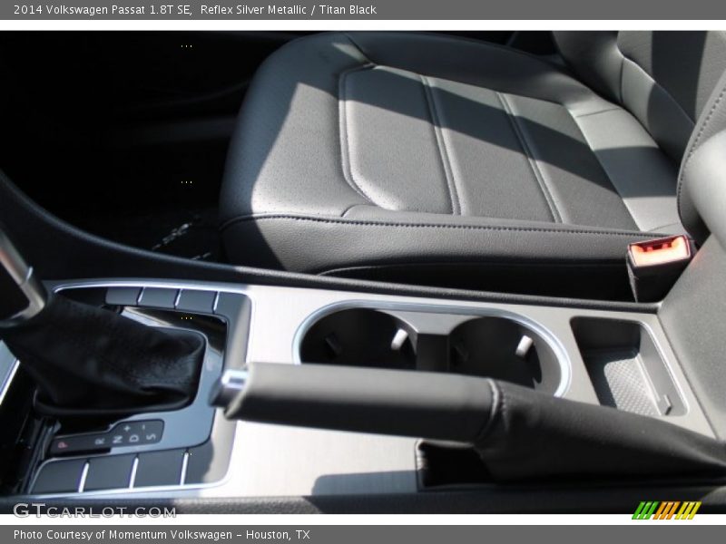 Reflex Silver Metallic / Titan Black 2014 Volkswagen Passat 1.8T SE