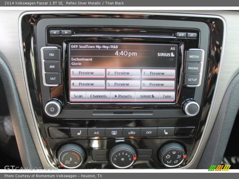 Reflex Silver Metallic / Titan Black 2014 Volkswagen Passat 1.8T SE