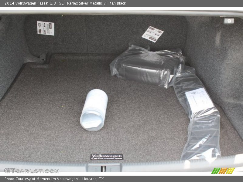 Reflex Silver Metallic / Titan Black 2014 Volkswagen Passat 1.8T SE