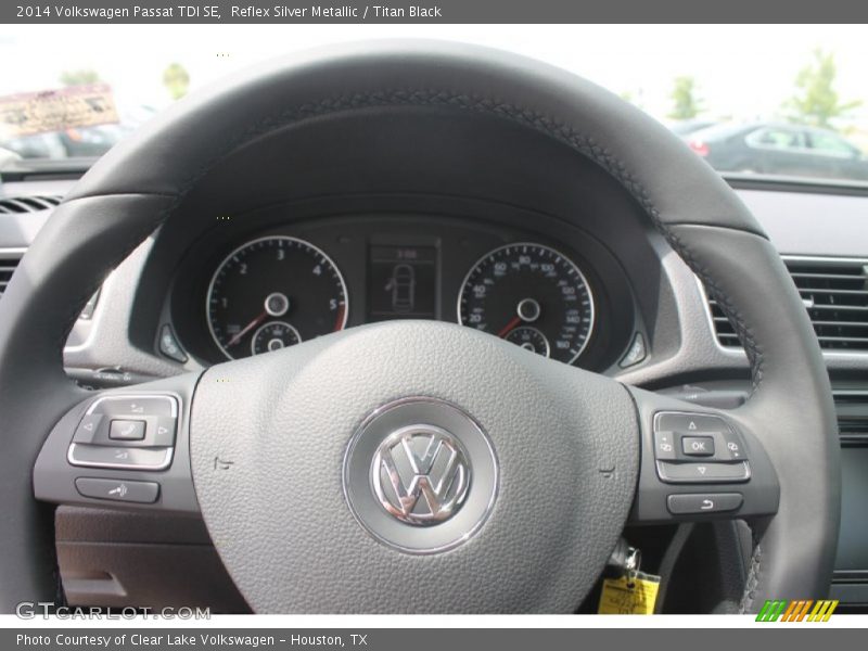 Reflex Silver Metallic / Titan Black 2014 Volkswagen Passat TDI SE