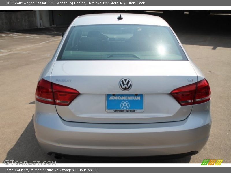 Reflex Silver Metallic / Titan Black 2014 Volkswagen Passat 1.8T Wolfsburg Edition