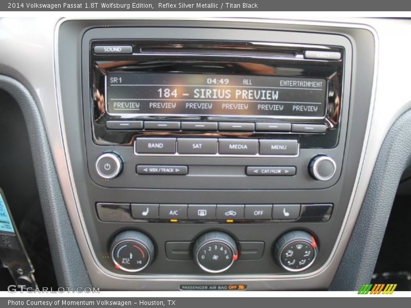 Reflex Silver Metallic / Titan Black 2014 Volkswagen Passat 1.8T Wolfsburg Edition