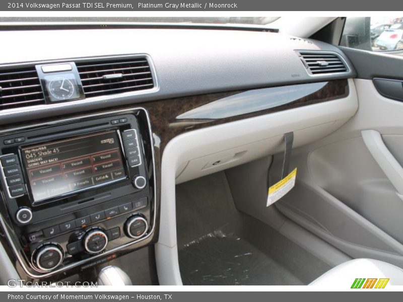 Platinum Gray Metallic / Moonrock 2014 Volkswagen Passat TDI SEL Premium