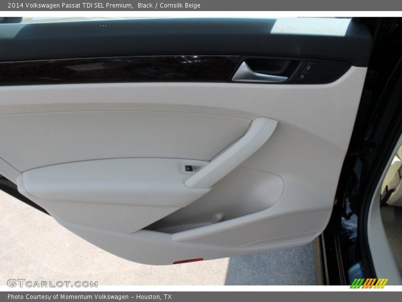 Black / Cornsilk Beige 2014 Volkswagen Passat TDI SEL Premium