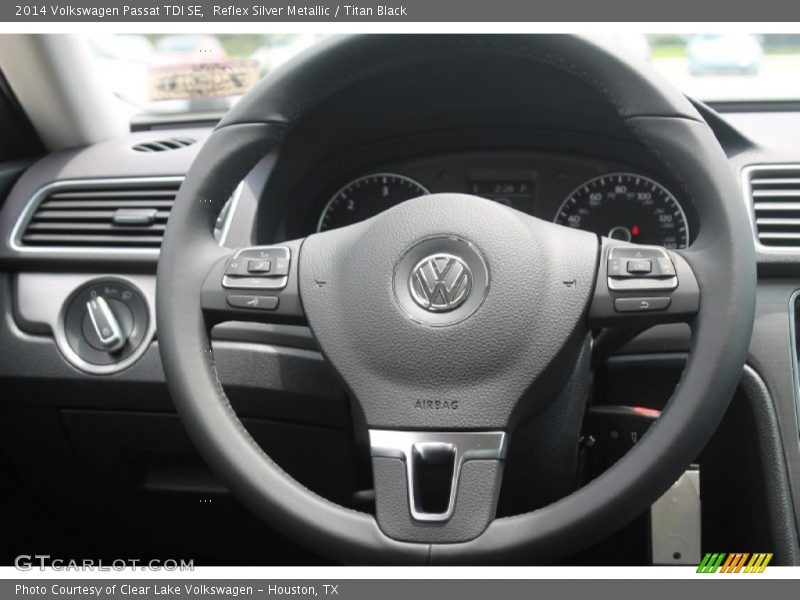 Reflex Silver Metallic / Titan Black 2014 Volkswagen Passat TDI SE