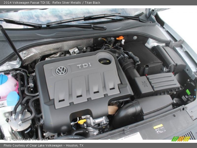 Reflex Silver Metallic / Titan Black 2014 Volkswagen Passat TDI SE