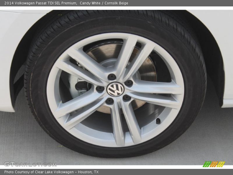 Candy White / Cornsilk Beige 2014 Volkswagen Passat TDI SEL Premium