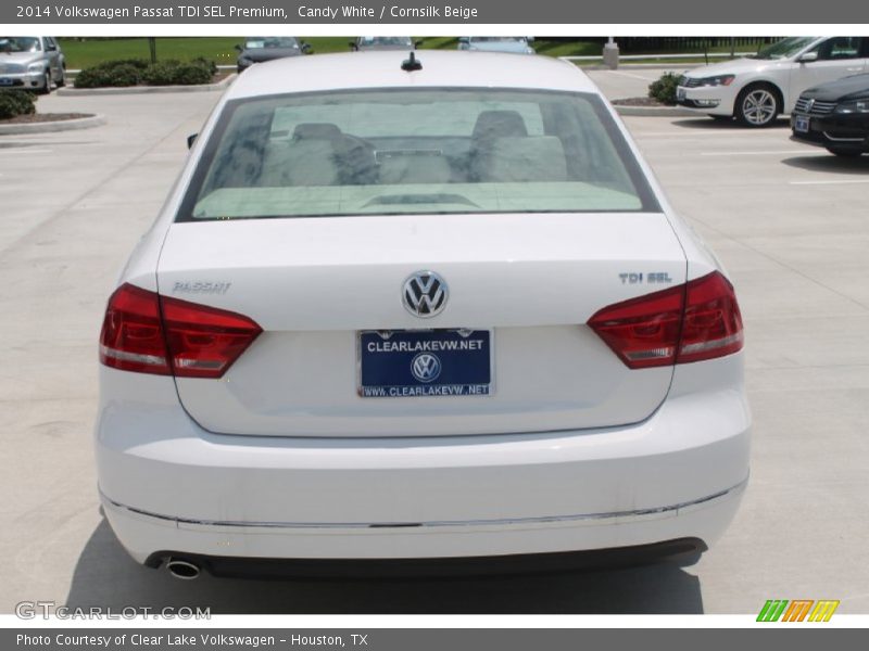 Candy White / Cornsilk Beige 2014 Volkswagen Passat TDI SEL Premium