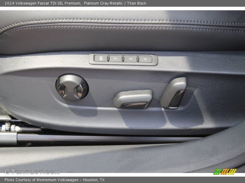 Platinum Gray Metallic / Titan Black 2014 Volkswagen Passat TDI SEL Premium