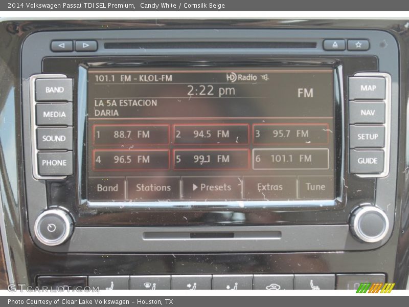 Candy White / Cornsilk Beige 2014 Volkswagen Passat TDI SEL Premium