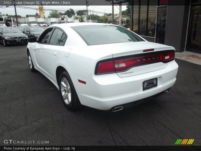 Bright White / Black 2014 Dodge Charger SE