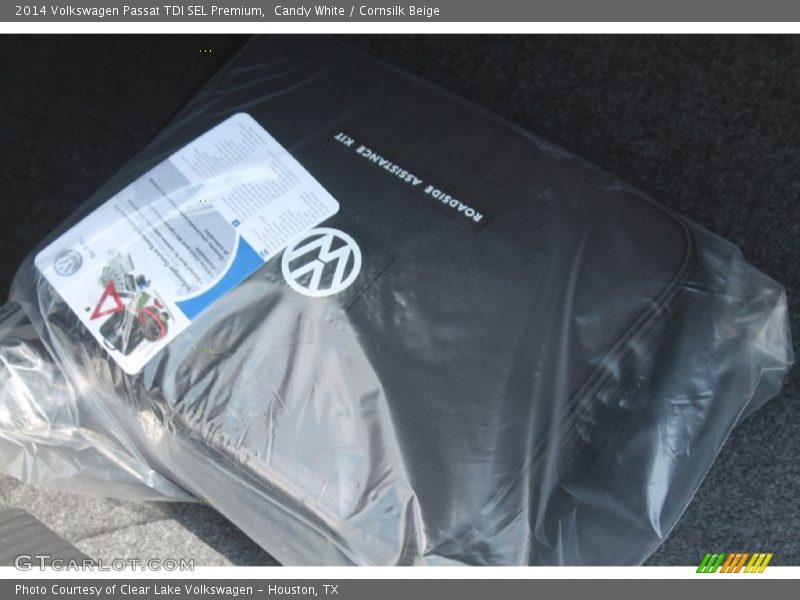 Candy White / Cornsilk Beige 2014 Volkswagen Passat TDI SEL Premium