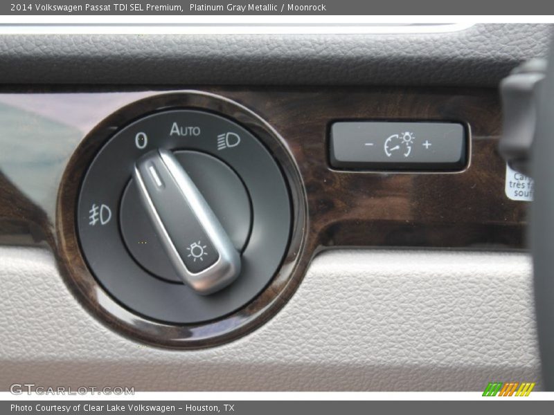 Platinum Gray Metallic / Moonrock 2014 Volkswagen Passat TDI SEL Premium