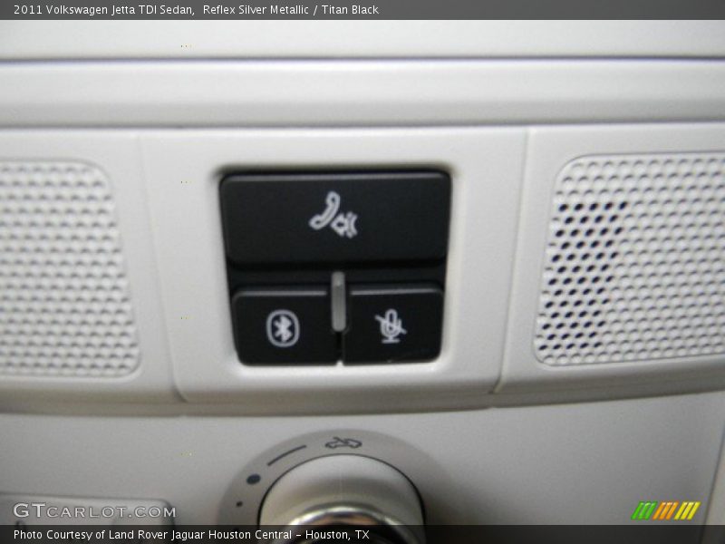 Reflex Silver Metallic / Titan Black 2011 Volkswagen Jetta TDI Sedan