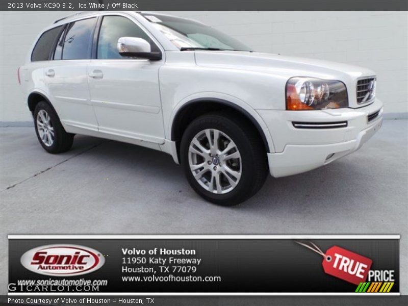 Ice White / Off Black 2013 Volvo XC90 3.2