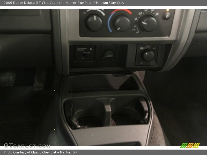 Atlantic Blue Pearl / Medium Slate Gray 2006 Dodge Dakota SLT Club Cab 4x4