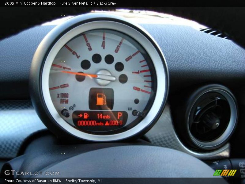 Pure Silver Metallic / Black/Grey 2009 Mini Cooper S Hardtop