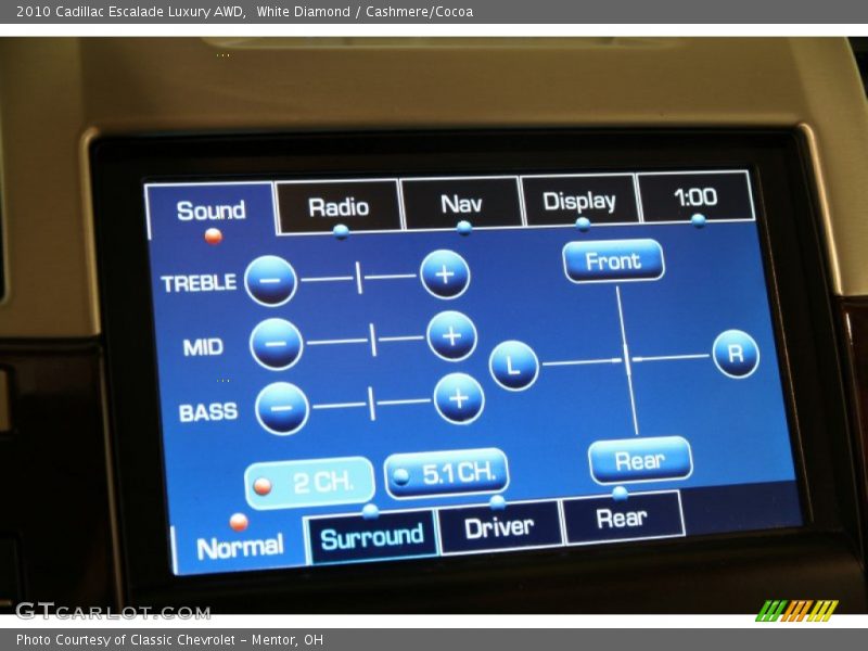 White Diamond / Cashmere/Cocoa 2010 Cadillac Escalade Luxury AWD