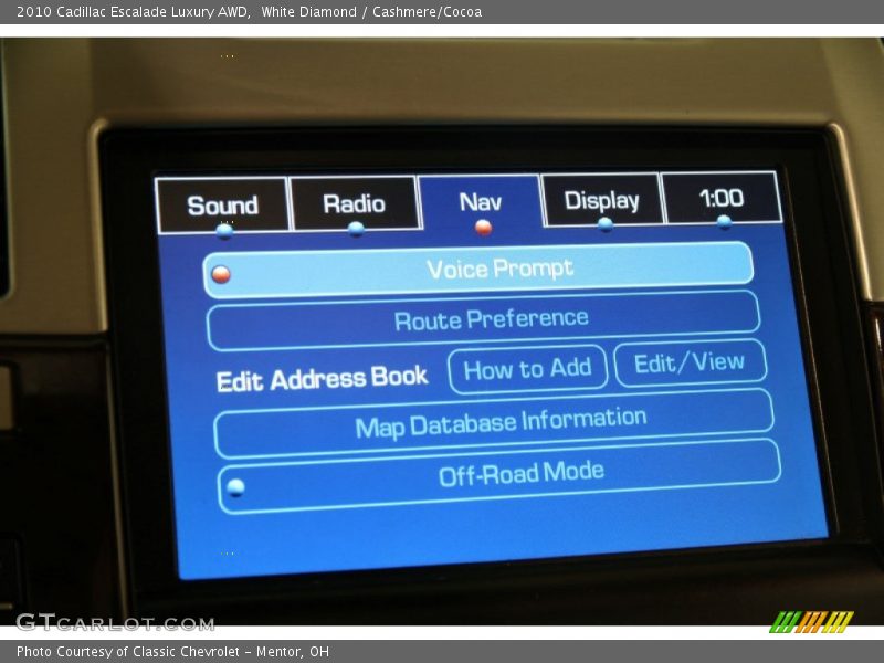 White Diamond / Cashmere/Cocoa 2010 Cadillac Escalade Luxury AWD