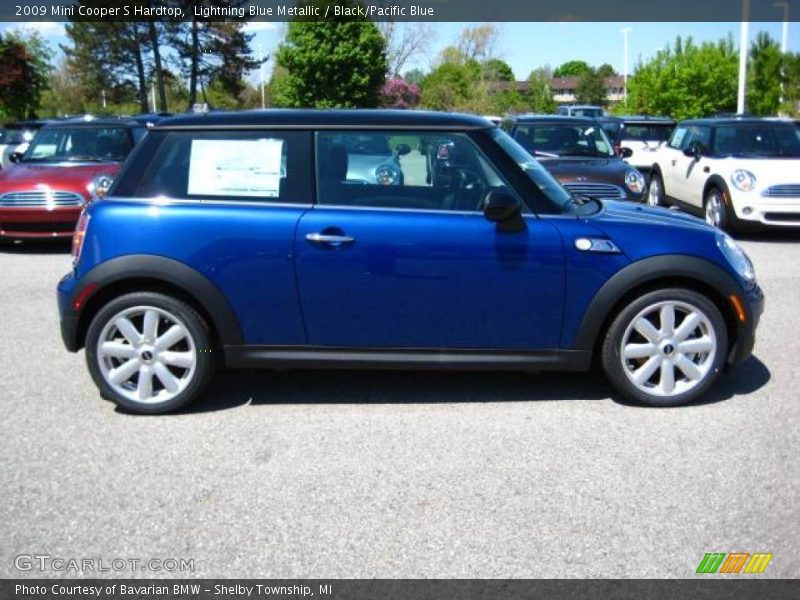 Lightning Blue Metallic / Black/Pacific Blue 2009 Mini Cooper S Hardtop