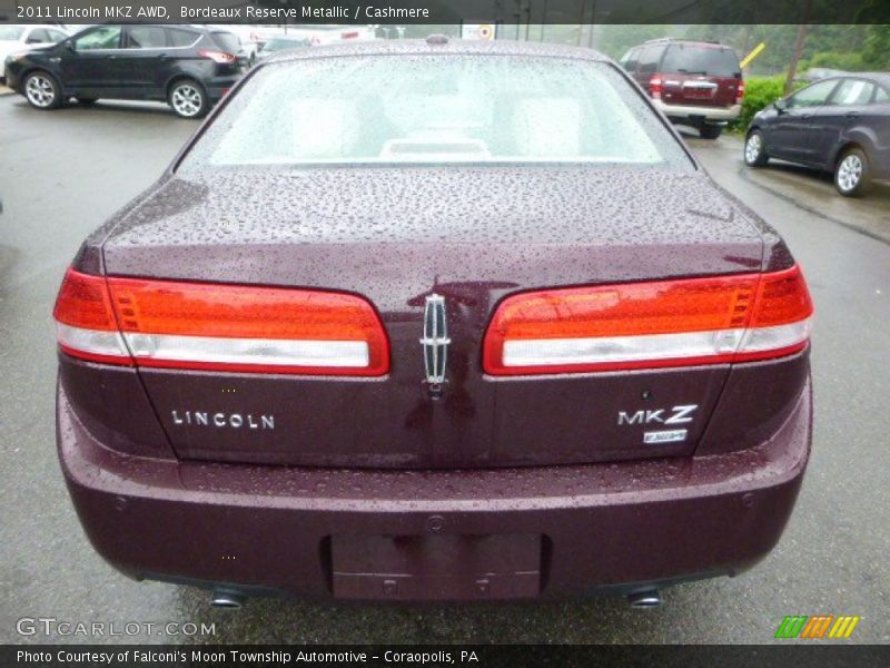 Bordeaux Reserve Metallic / Cashmere 2011 Lincoln MKZ AWD