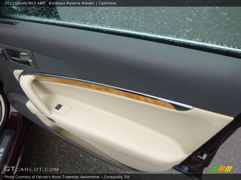Bordeaux Reserve Metallic / Cashmere 2011 Lincoln MKZ AWD